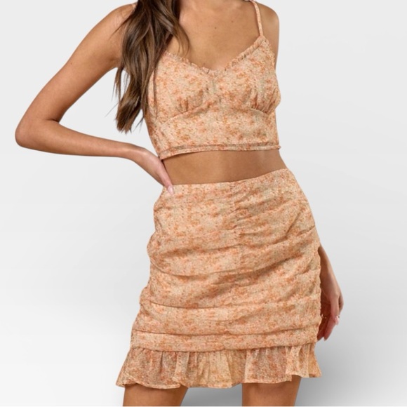 Blue Blush Dresses & Skirts - Blue Blush Orange Floral Ruffle Skirt Two Piece Cropped Top Skirt Set SMALL NWOT